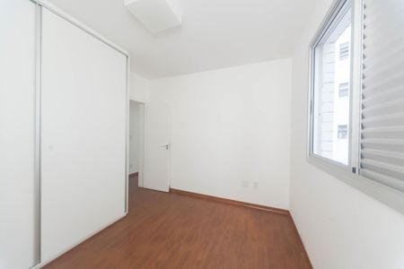 Apartamento à venda com 101m², 3 quartos e 2 vagasquarto 2