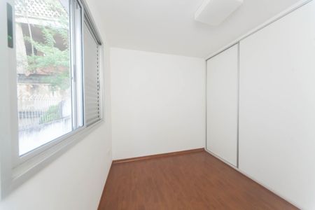 Apartamento à venda com 101m², 3 quartos e 2 vagasquarto 2