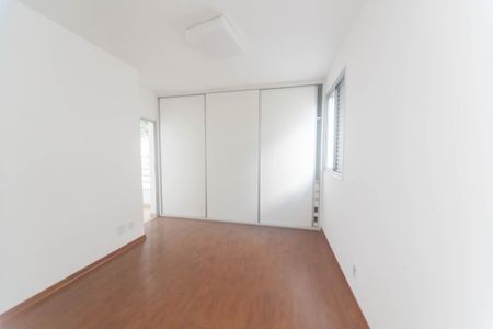 Apartamento à venda com 101m², 3 quartos e 2 vagassuite 
