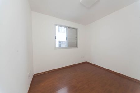 Apartamento à venda com 101m², 3 quartos e 2 vagasquarto 2