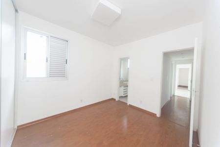 Apartamento à venda com 101m², 3 quartos e 2 vagassuite 