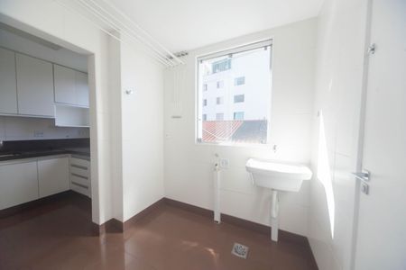 Apartamento à venda com 101m², 3 quartos e 2 vagasÁrea de Serviço