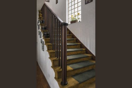 Casa à venda com 275m², 4 quartos e 5 vagasFoto 06