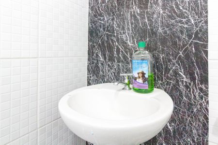 Casa para alugar com 45m², 1 quarto e sem vagaBanheiro