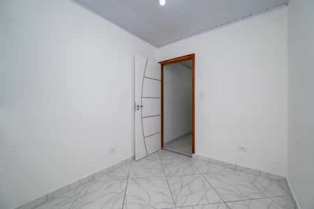 Quarto 2 de apartamento para alugar com 2 quartos, 50m² em Jardim Itacolomi, São Paulo