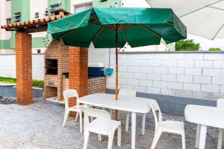 Apartamento para alugar com 55m², 2 quartos e 1 vaga Apartamento para alugar com 55m², 2 quartos e 1 vagaÁrea comum - Churrasqueira