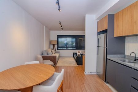 Cozinha de kitnet/studio para alugar com 1 quarto, 39m² em Partenon, Porto Alegre