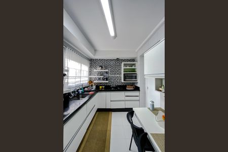 Apartamento à venda com 120m², 3 quartos e 2 vagasCozinha