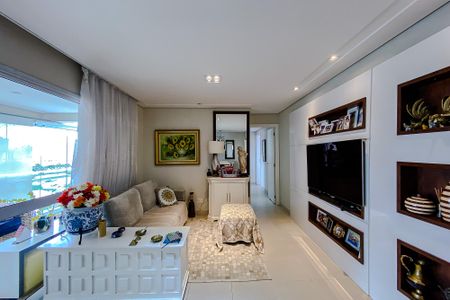 Apartamento à venda com 120m², 3 quartos e 2 vagasSala