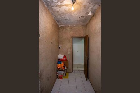 Casa para alugar com 125m², 4 quartos e 5 vagasBanheiro 1 Casa 1