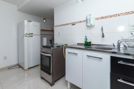 Cozinha de apartamento para alugar com 1 quarto, 30m² em Perdizes, São Paulo