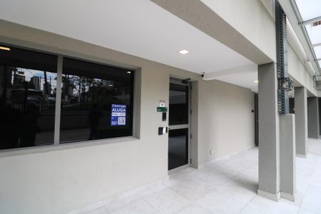 Apartamento para alugar com 43m², 2 quartos e sem vagaFachada e portaria