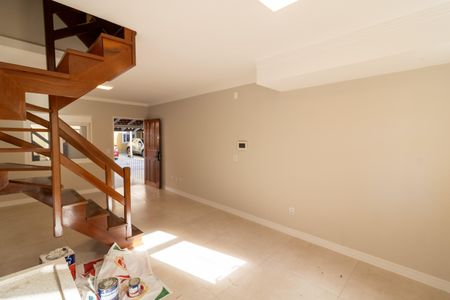 Cozinha de casa de condomínio para alugar com 2 quartos, 92m² em Camaquã, Porto Alegre