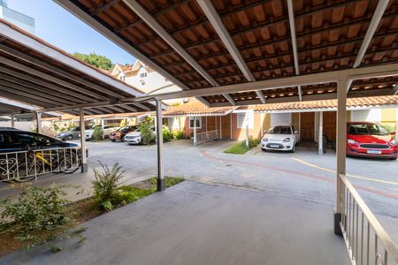 Casa de condomínio para alugar com 92m², 2 quartos e 1 vaga Casa de condomínio para alugar com 92m², 2 quartos e 1 vagaGaragem