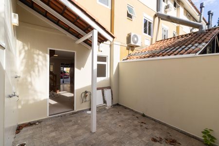 Casa de condomínio para alugar com 92m², 2 quartos e 1 vaga Casa de condomínio para alugar com 92m², 2 quartos e 1 vagaQuintal