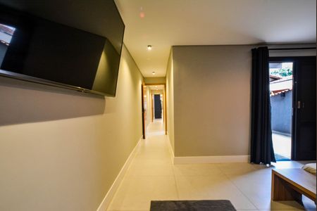 Casa à venda com 240m², 2 quartos e 3 vagasQuarto Suíte