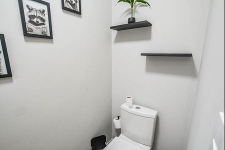 Lavabo de casa à venda com 2 quartos, 240m² em Vila Valparaíso, Santo André