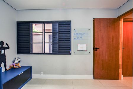 Casa à venda com 240m², 2 quartos e 3 vagasQuarto 1