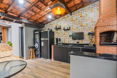 Casa à venda com 240m², 2 quartos e 3 vagasÁrea gourmet