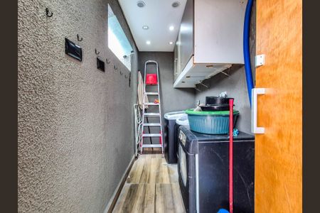 Casa à venda com 240m², 2 quartos e 3 vagasÁrea de Serviço