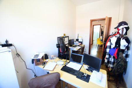 Casa à venda com 165m², 3 quartos e 3 vagasQuarto 2