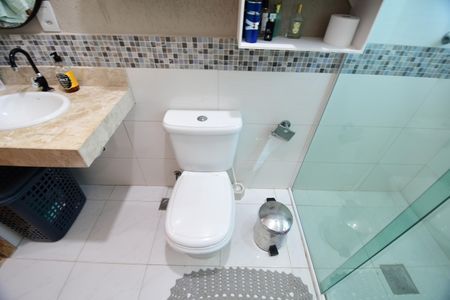 Casa à venda com 165m², 3 quartos e 3 vagasBanheiro Suíte