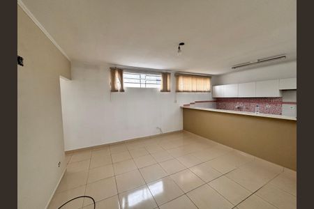 Sala de casa para alugar com 2 quartos, 90m² em Jardim Belem, São Paulo