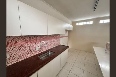 Cozinha de casa para alugar com 2 quartos, 90m² em Jardim Belem, São Paulo