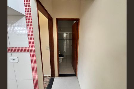 Corredor de casa para alugar com 2 quartos, 90m² em Jardim Belem, São Paulo
