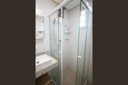 Apartamento para alugar com 57m², 2 quartos e 1 vagaBANHEIRO