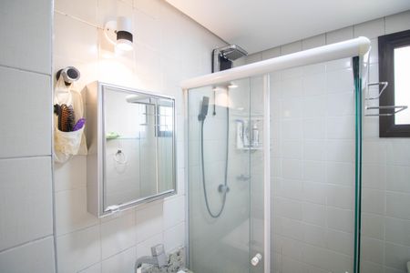 Apartamento para alugar com 57m², 2 quartos e 1 vagaBANHEIRO