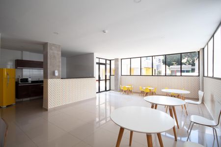 Apartamento à venda com 65m², 2 quartos e 2 vagasÁrea comum - Salão de festas