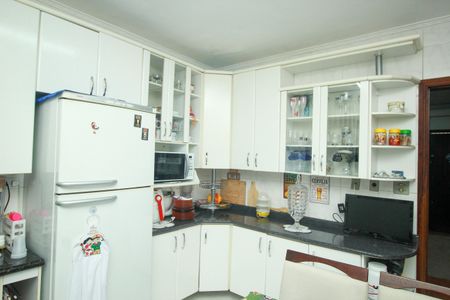 Apartamento à venda com 61m², 2 quartos e 1 vaga Apartamento à venda com 61m², 2 quartos e 1 vagaCozinha