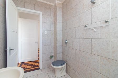Apartamento para alugar com 68m², 2 quartos e sem vagaBanheiro