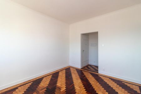 Apartamento para alugar com 68m², 2 quartos e sem vagaSala