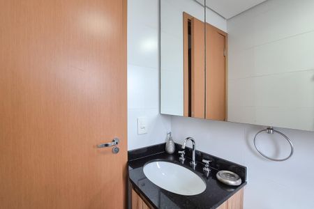 Apartamento à venda com 62m², 2 quartos e 2 vagasBanheiro Social