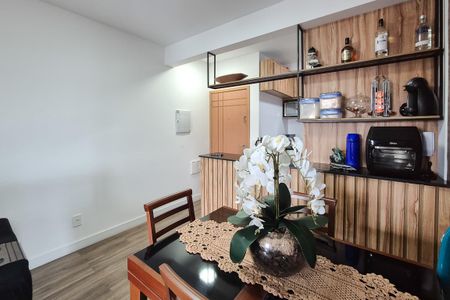 Apartamento à venda com 62m², 2 quartos e 2 vagasSala