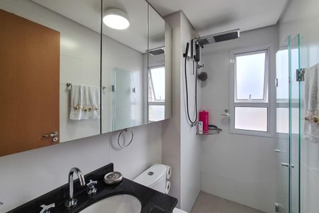 Apartamento à venda com 62m², 2 quartos e 2 vagasBanheiro Social