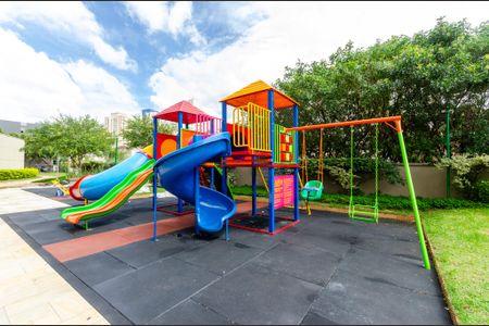 Apartamento à venda com 153m², 3 quartos e 2 vagasÁrea comum - Playground