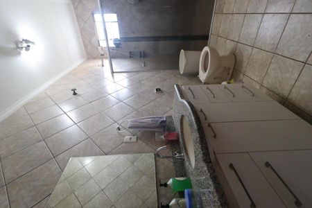 Casa para alugar com 96m², 2 quartos e 3 vagasBanheiro