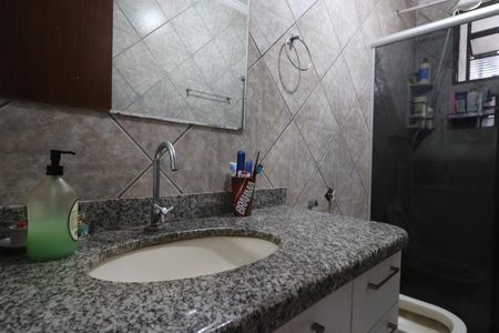 Casa para alugar com 96m², 2 quartos e 3 vagasBanheiro