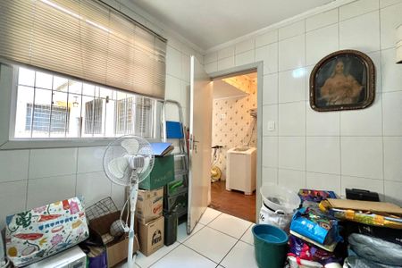 Casa à venda com 143m², 2 quartos e 2 vagasQuarto de Serviço
