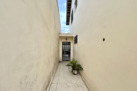 Casa à venda com 143m², 2 quartos e 2 vagasQuintal