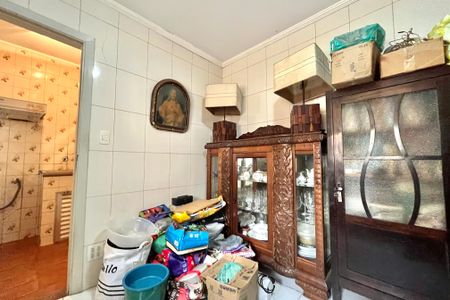 Casa à venda com 143m², 2 quartos e 2 vagasQuarto de Serviço