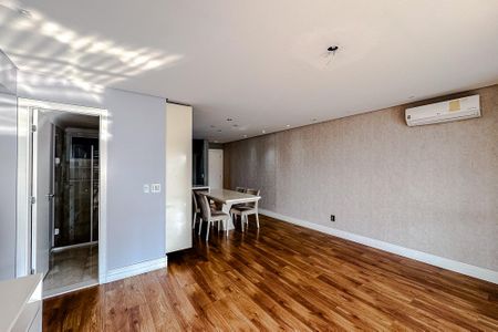 Apartamento para alugar com 88m², 2 quartos e 2 vagas Apartamento para alugar com 88m², 2 quartos e 2 vagasSala