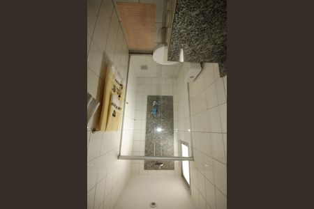 Apartamento à venda com 75m², 2 quartos e 2 vagasbanheiro 2