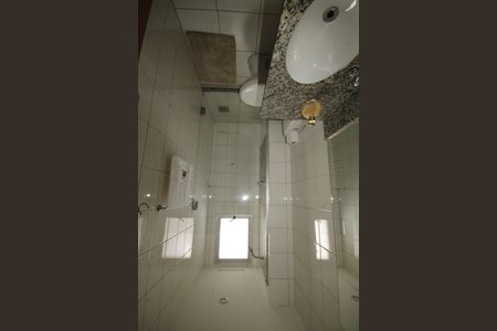 Apartamento à venda com 75m², 2 quartos e 2 vagasbanheiro 1