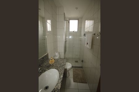Apartamento à venda com 75m², 2 quartos e 2 vagasbanheiro 1