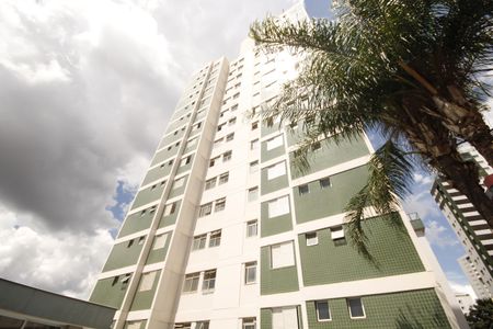 Apartamento à venda com 75m², 2 quartos e 2 vagasFachada