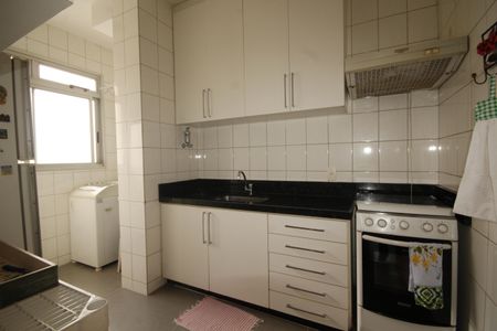 Apartamento à venda com 75m², 2 quartos e 2 vagascozinha